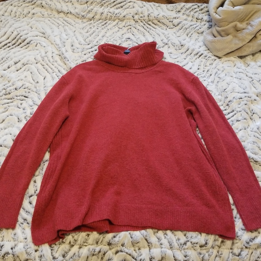 Red Turtle Neck